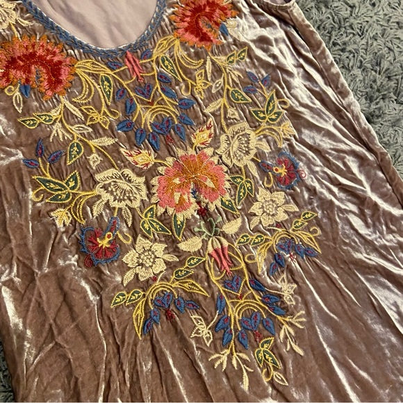 Johnny Was NEW Simona Embroidered Rayon Silk Velvet Dress Size M - Picture 4 of 14